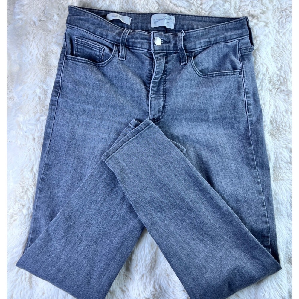Universal Thread High Rise Skinny Jeans Gray Denim 8/29S Stretch Pants. A19